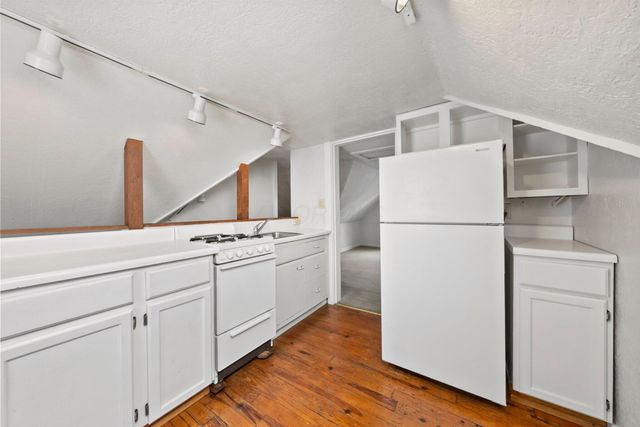 1561 Glenn Avenue, Columbus, OH 43212