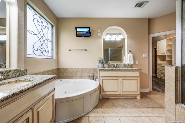 18807 SALADO CYN, San Antonio, TX 78258