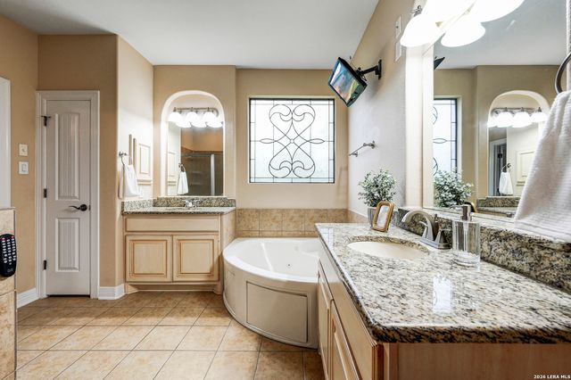 18807 SALADO CYN, San Antonio, TX 78258