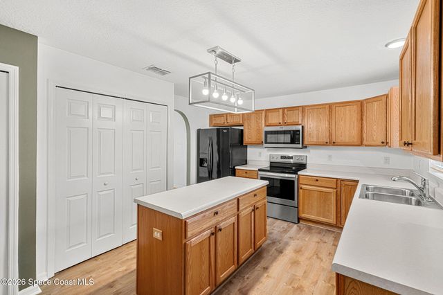 3325 Burdock Avenue, Melbourne, FL 32904