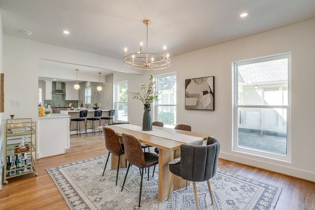 2560 Rogers Avenue, Fort Worth, TX 76109