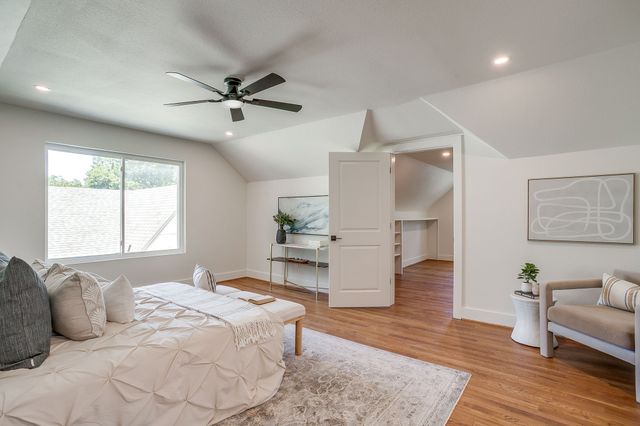 2560 Rogers Avenue, Fort Worth, TX 76109