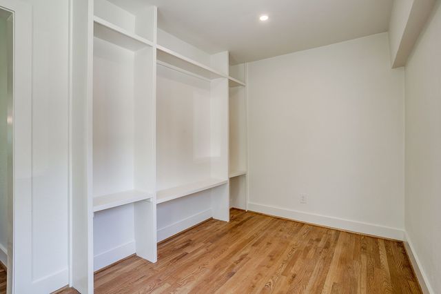 2560 Rogers Avenue, Fort Worth, TX 76109