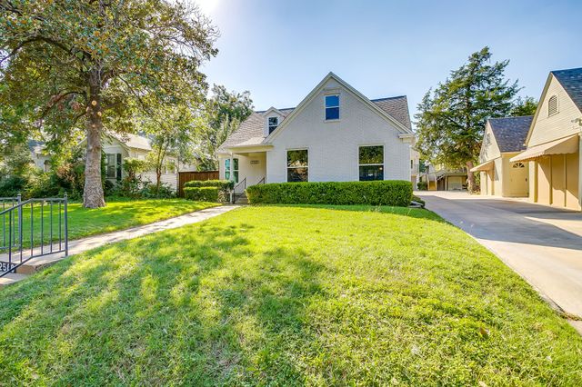 2560 Rogers Avenue, Fort Worth, TX 76109