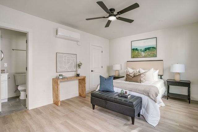 2560 Rogers Avenue, Fort Worth, TX 76109