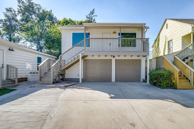 2560 Rogers Avenue, Fort Worth, TX 76109