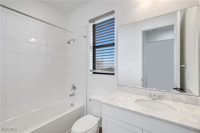 8793 Madrid CIR, Naples, FL 34104