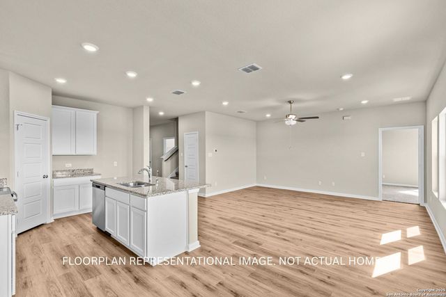 3015 Wembley Way, Converse, TX 78109