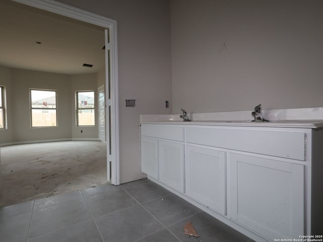 3015 Wembley Way, Converse, TX 78109