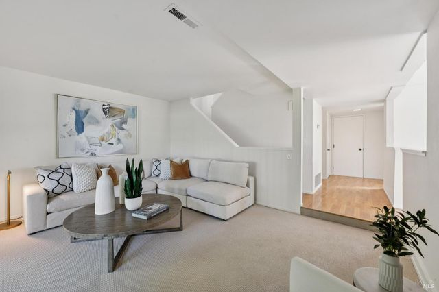 74 Salvatore Dr, Novato, CA 94949