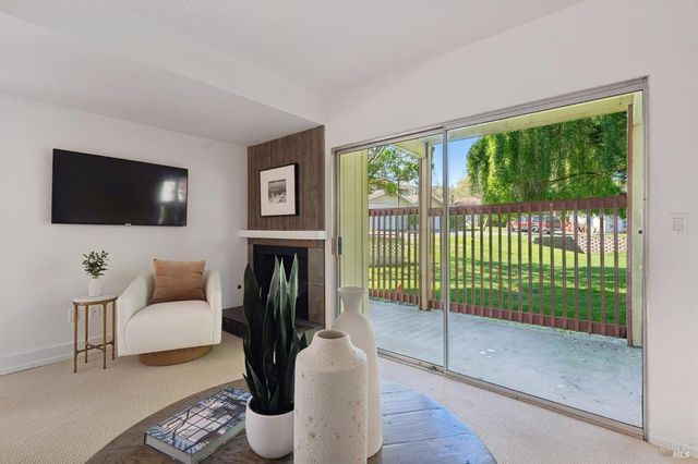 74 Salvatore Dr, Novato, CA 94949