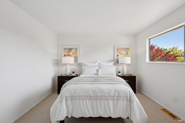 74 Salvatore Dr, Novato, CA 94949