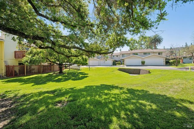 74 Salvatore Dr, Novato, CA 94949