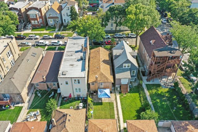 4350 W Shakespeare Avenue, Chicago, IL 60639