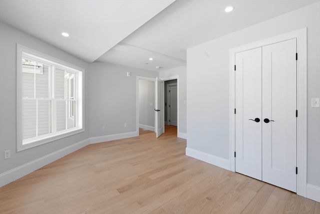 51 West Main 6R, Georgetown, MA 01833