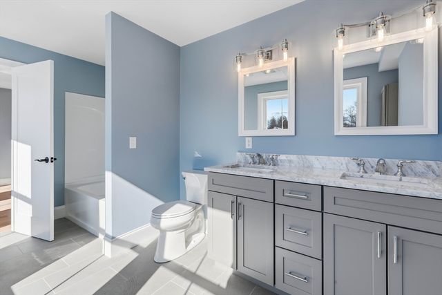 51 West Main 6R, Georgetown, MA 01833