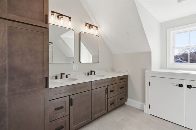 51 West Main 6R, Georgetown, MA 01833