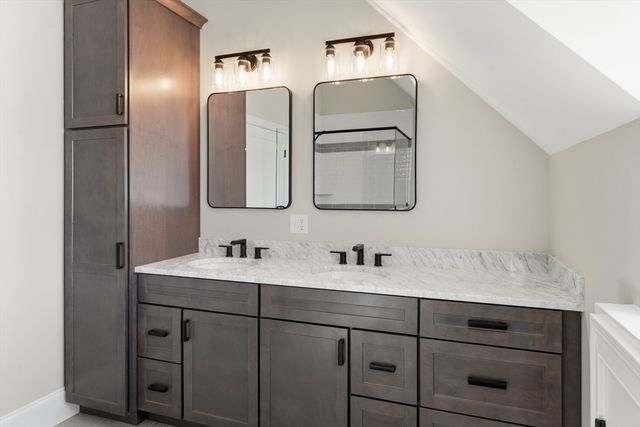 51 West Main 6R, Georgetown, MA 01833