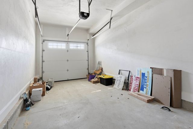 51 West Main 6R, Georgetown, MA 01833