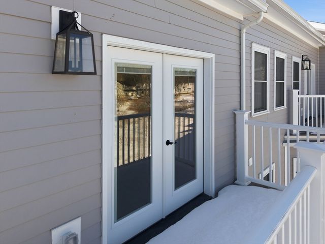 51 West Main 6R, Georgetown, MA 01833