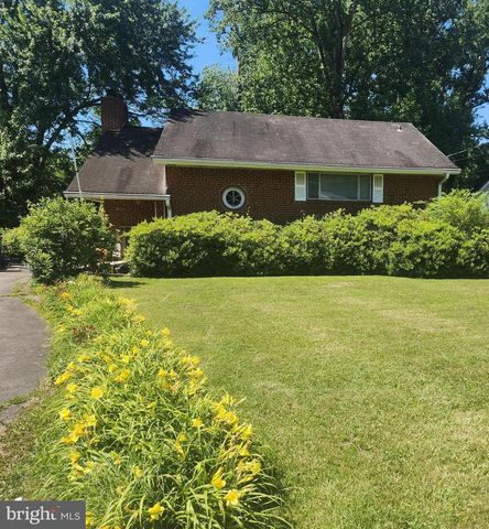 10909 MAPLE ST, Fairfax, VA 22030