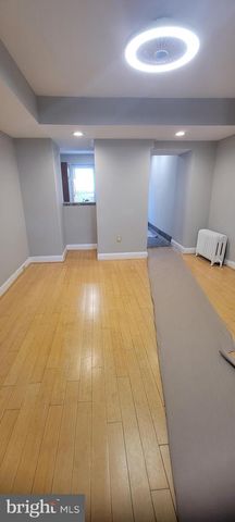 148 GAY ST, Philadelphia, PA 19127