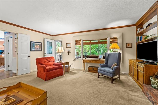 1312 Kensington Drive, High Point, NC 27262