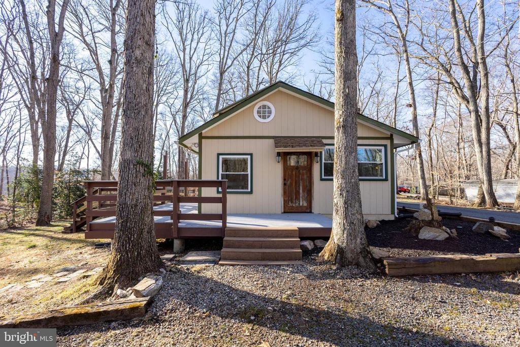 11961 MENTE RD, Manassas, VA 20112