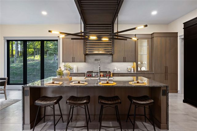 809 Mount Pleasant Rd, Pine Twp, PA 16046