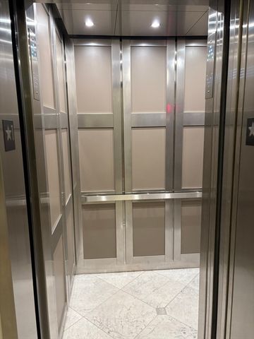 271 Dartmouth PH 6C, Boston, MA 02116