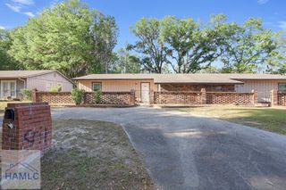 128 Cherokee Circle, Hinesville, GA 31313