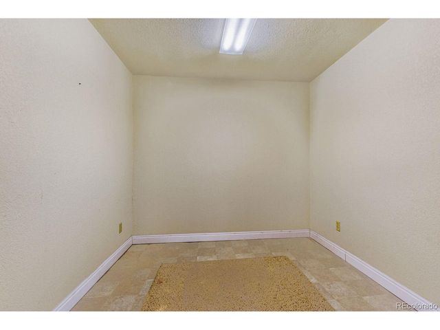 4466 W Pondview Dr, Littleton, CO 80123