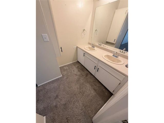 4466 W Pondview Dr, Littleton, CO 80123