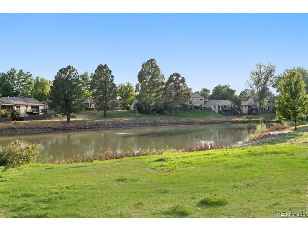 4466 W Pondview Dr, Littleton, CO 80123
