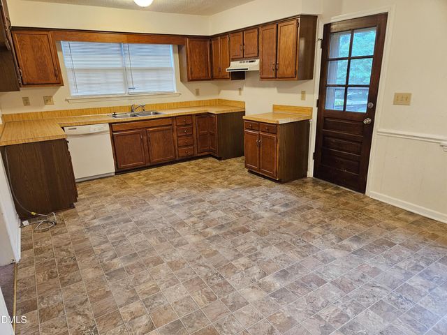 2719 Shaftsbury Street, Durham, NC 27704