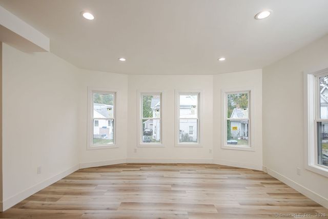 7 Florence Street, Putnam, CT 06260