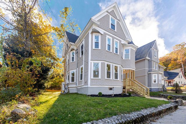 7 Florence Street, Putnam, CT 06260