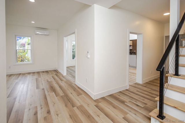 7 Florence Street, Putnam, CT 06260