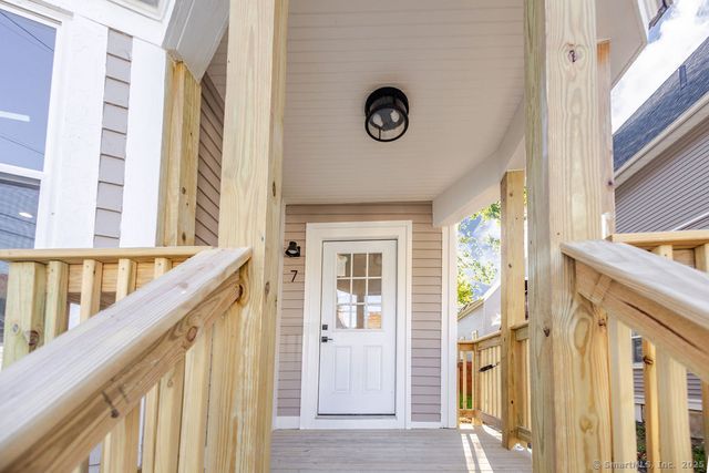 7 Florence Street, Putnam, CT 06260