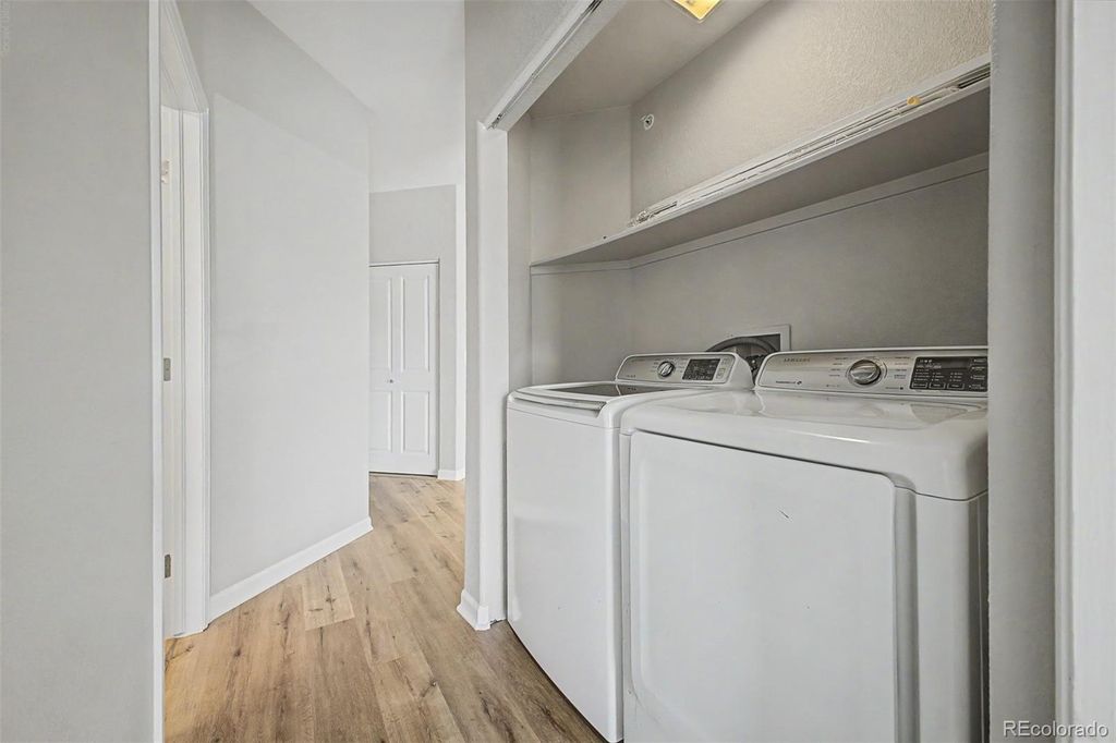 Image 25 of property listing at 7479 S Alkire Street 302, Littleton, CO 80127