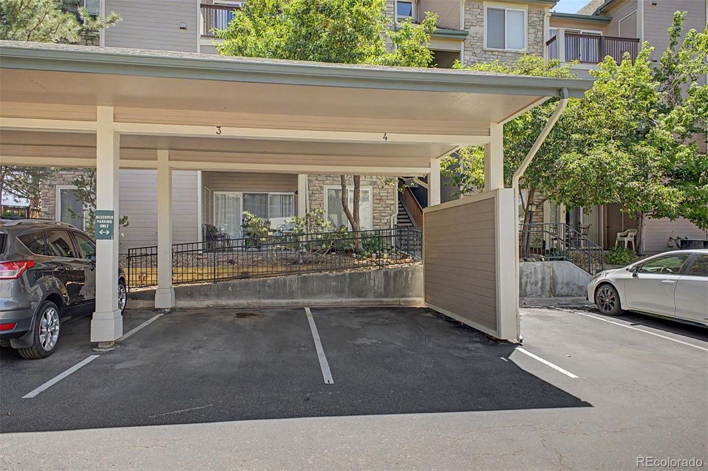 Image 28 of property listing at 7479 S Alkire Street 302, Littleton, CO 80127