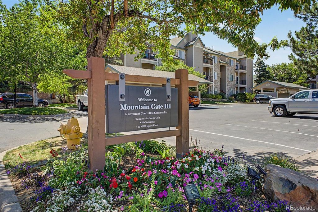 Image 31 of property listing at 7479 S Alkire Street 302, Littleton, CO 80127