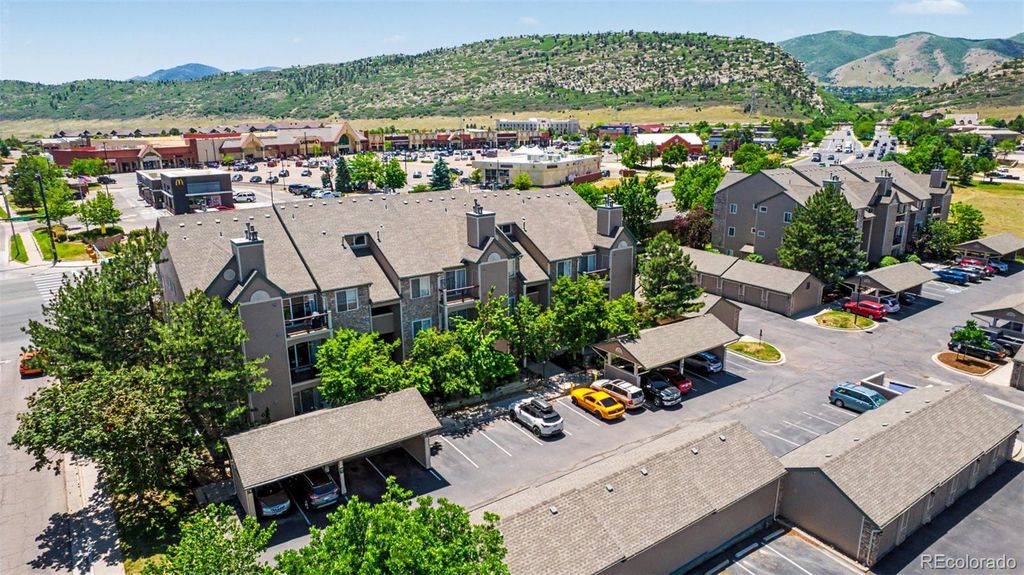 Image 36 of property listing at 7479 S Alkire Street 302, Littleton, CO 80127