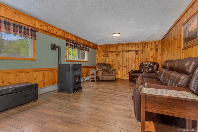 110 Cottontail Lane, Woodstock, NY 12498