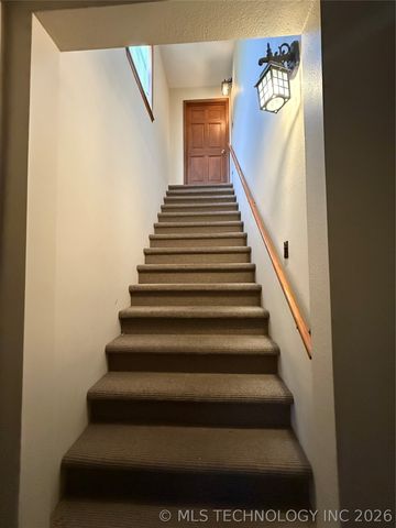 6136 E 4th Place, Tulsa, OK 74112
