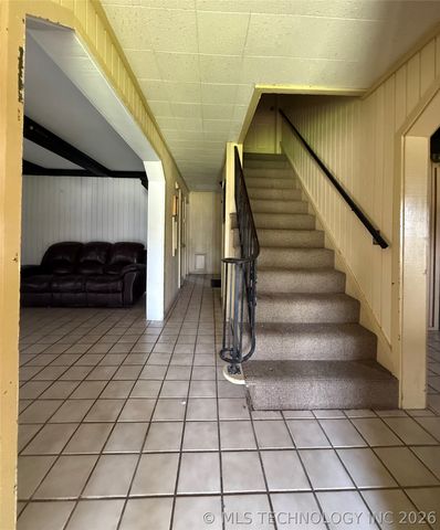 6136 E 4th Place, Tulsa, OK 74112