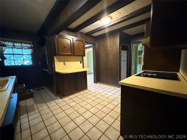 6136 E 4th Place, Tulsa, OK 74112