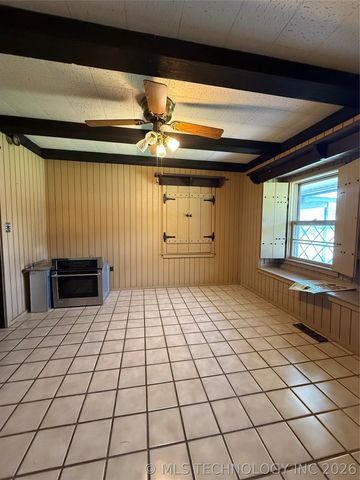 6136 E 4th Place, Tulsa, OK 74112