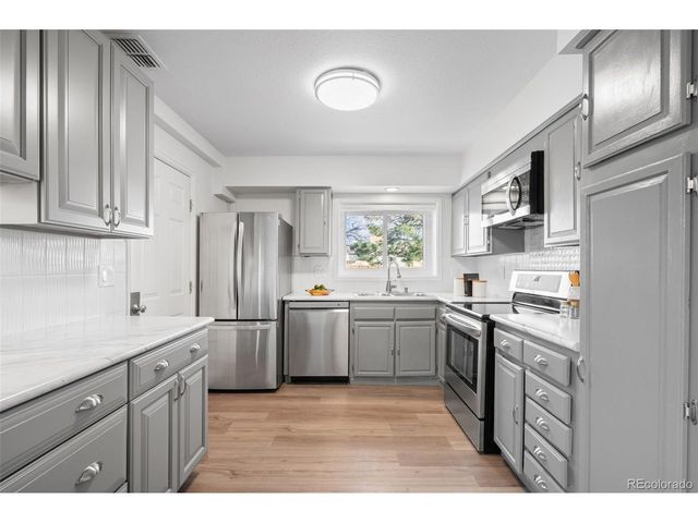 16373 E Rice Pl B, Aurora, CO 80015