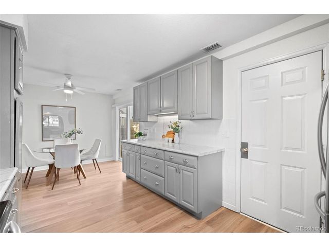 16373 E Rice Pl B, Aurora, CO 80015